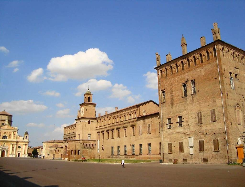 5 Piazze dell'Emilia Romagna da non perdere Travel Emilia Romagna 5 Piazze dell'Emilia Romagna da non perdere Travel Emilia Romagna