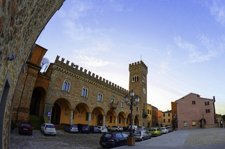 WikiLovesMonuments 2015 – Bertinoro (FC) Palazzo Comunale ph. stfmic
