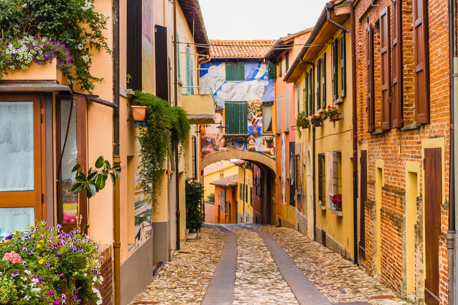 Dozza (BO) Ph. Vivida Photo PC via shutterstock solo uso editoriale