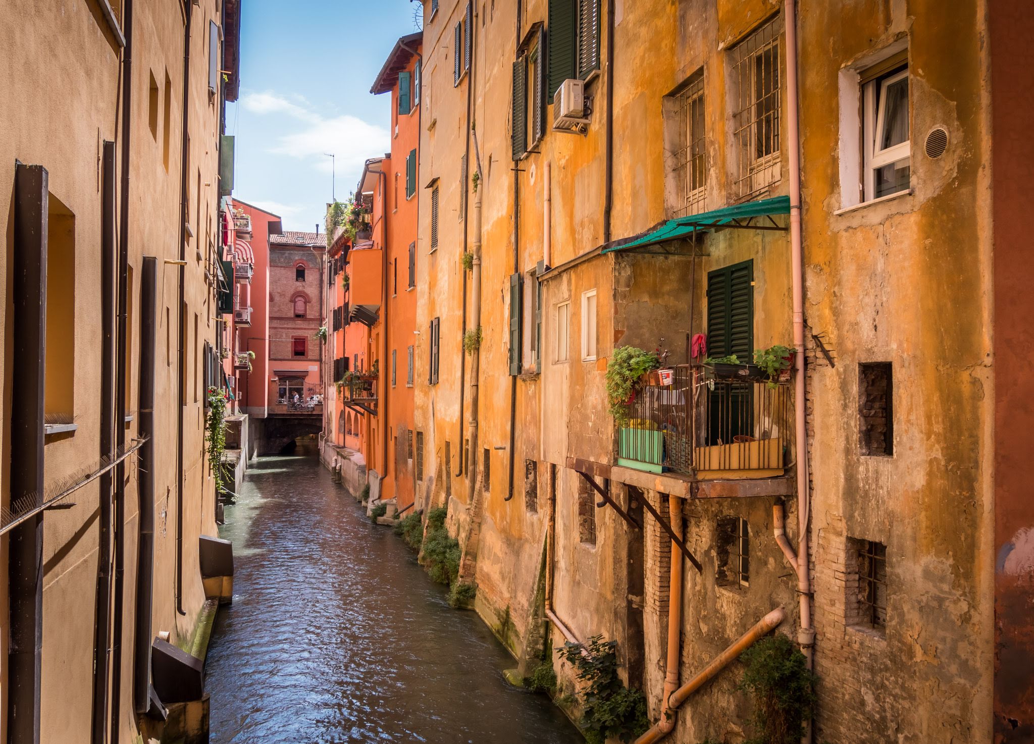 Bologna, Via Piella | Ph. FoodFunTravel