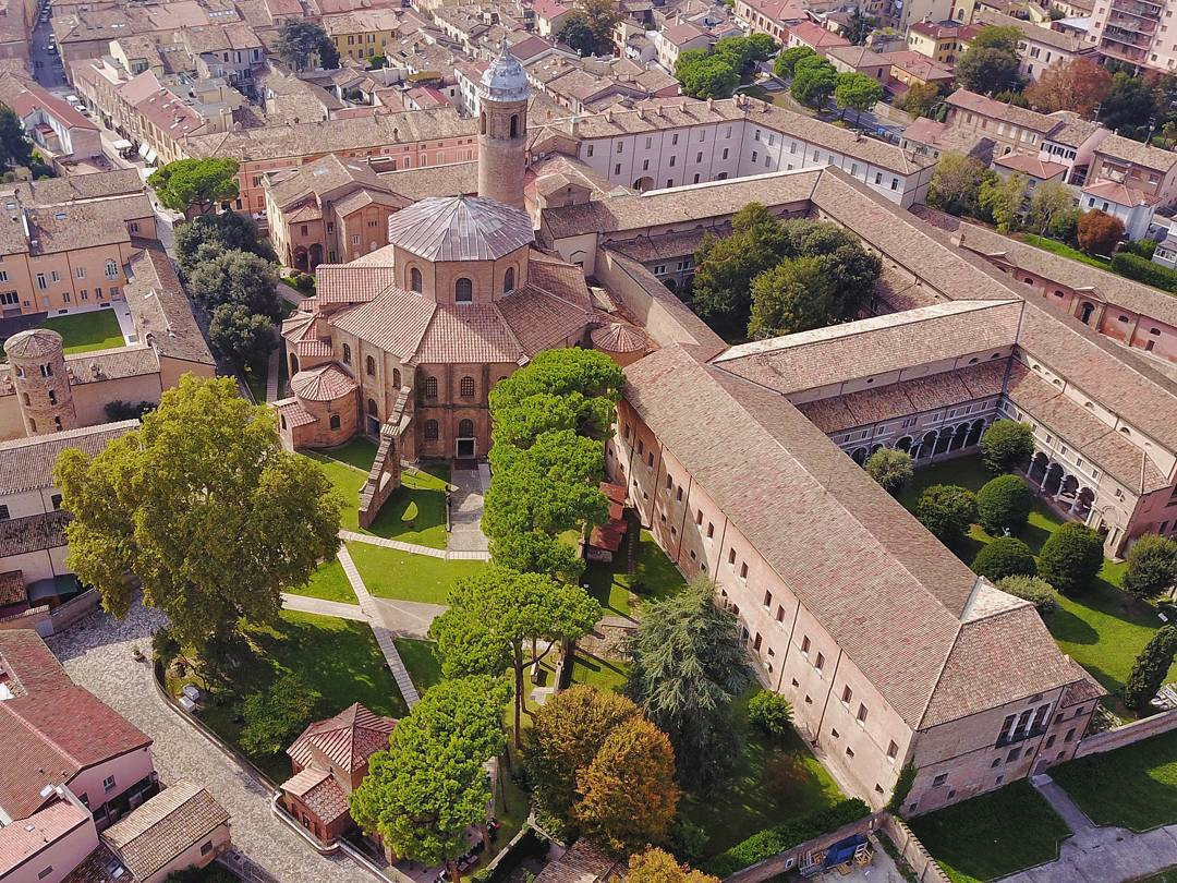 Ravenna - Complesso di San Vitale | Foto di Serge_us, via #Instagram