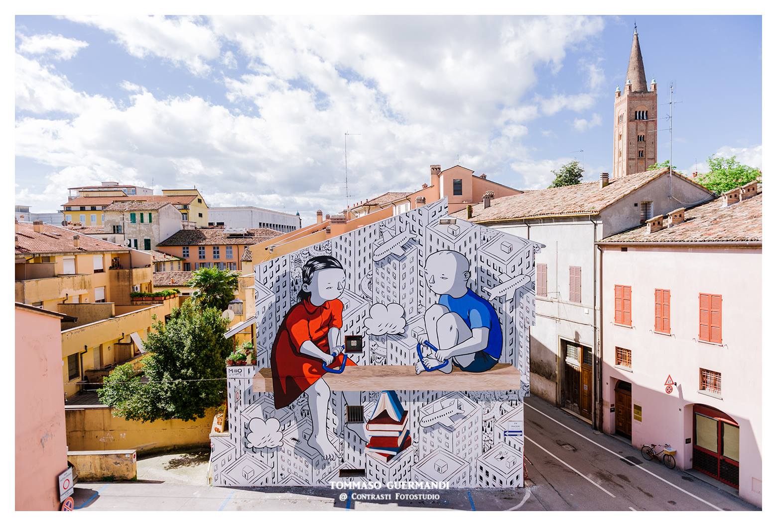 Forlì, Piazza del Carmine, Opera di Millo