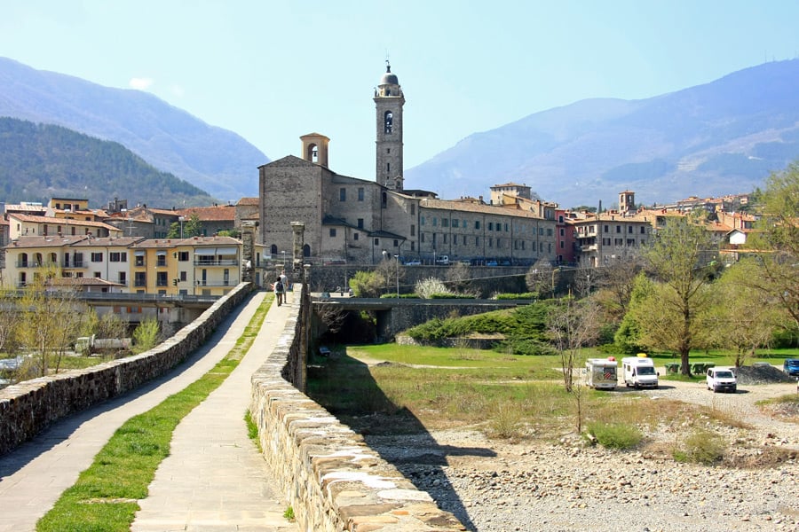 Bobbio (PC), Via degli Abati