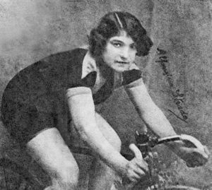 Alfonsina Strada, two-wheel pioneer