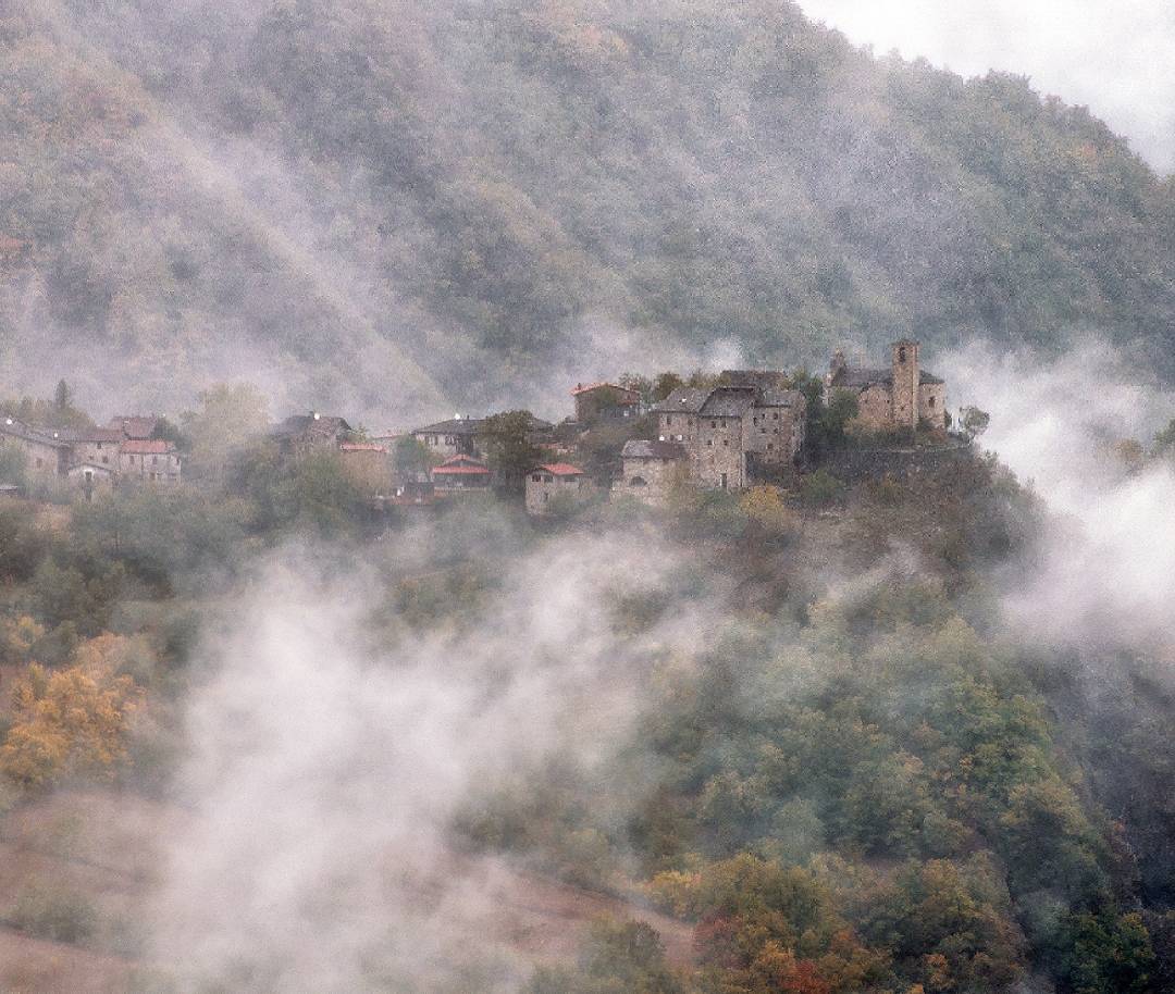Brugnello: the village for your next weekend