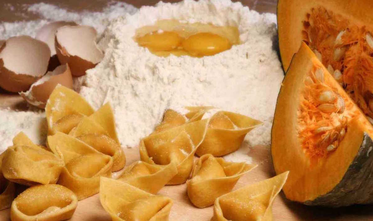 CAPPELLACCI_DI_ZUCCA1