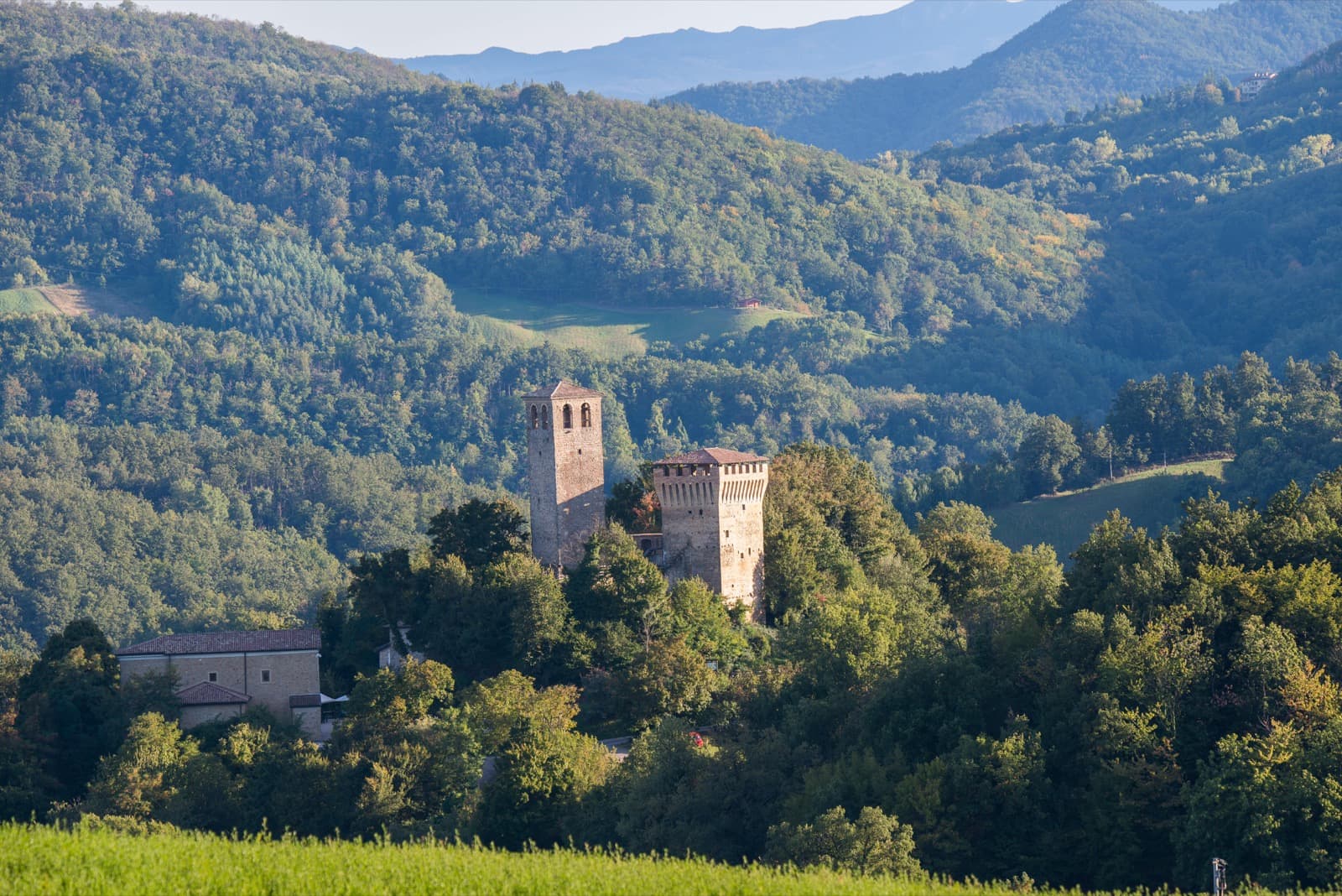 Casina, Castle of Sarzano | Ph. Lugarex