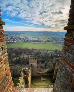 Castell’Arquato: the Middle Ages amid the vineyards