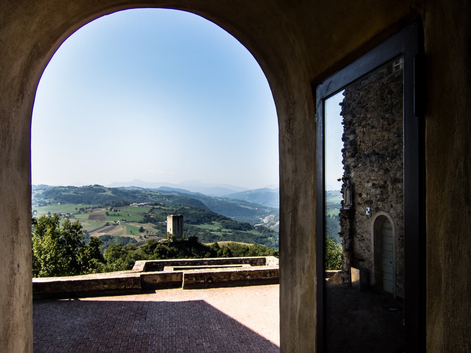 Castle of Rossena, view on the Tower or Rossenella | Ph. Gabriele Costetti