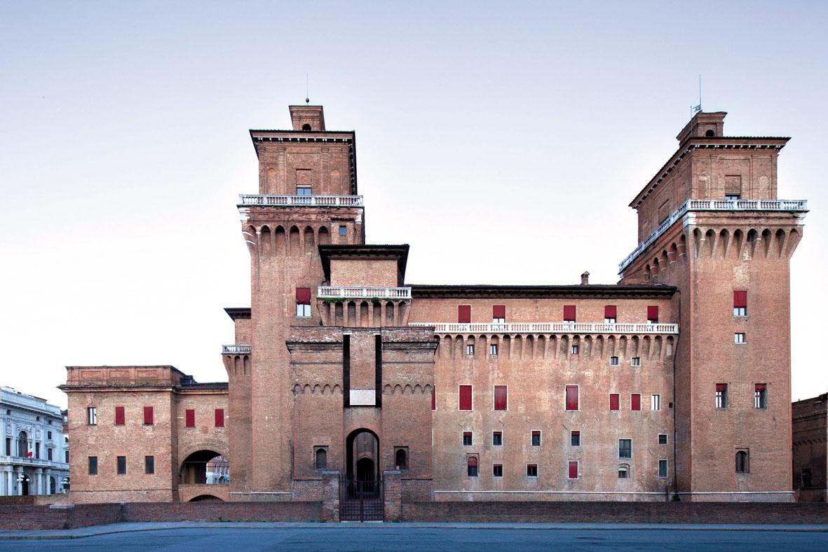 Castello Estense Ferrara | Ph. studioesseci
