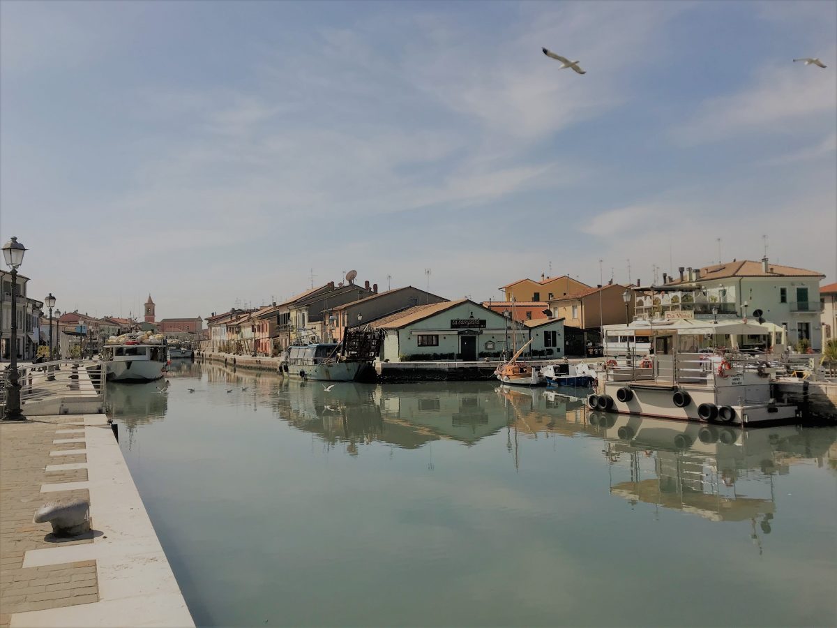 Cesenatico (FC), traghetto porto canale, Archivio Comune di Cesenatico, CC-BY-NC-SA 3.0