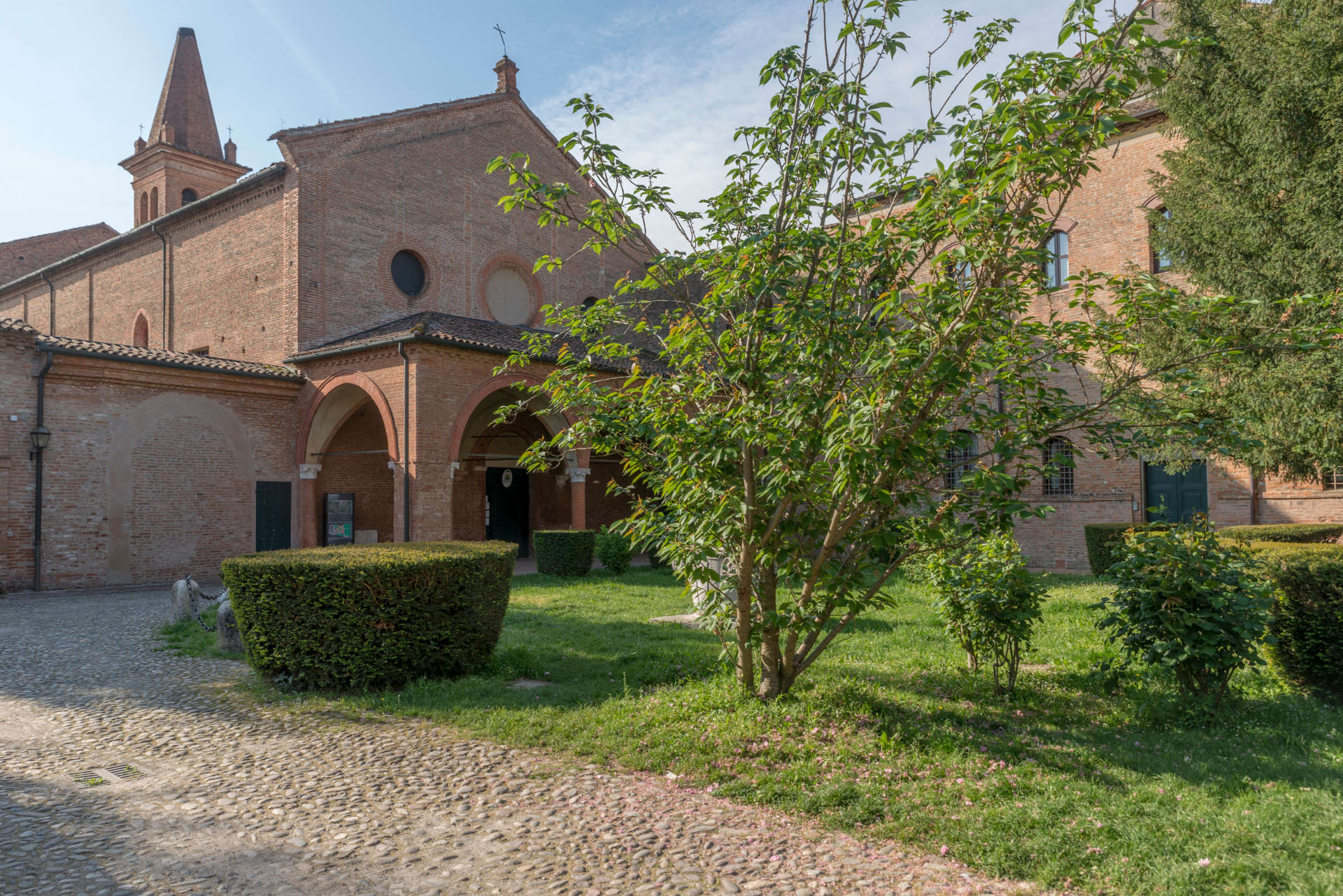 Ferrara, Monastero di Sant'Antonio in Polesine,  ph. LeImmagini, Archivio Destinazione Romagna