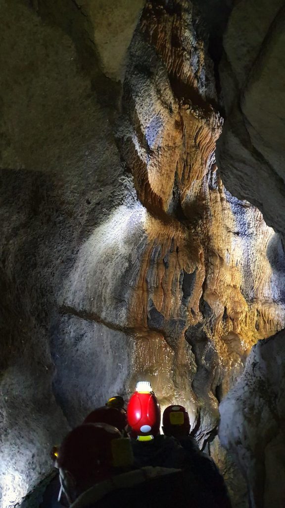 Grotte di Onferno (Gemmano, RN), la grande colata Ph. Piero Gualandi