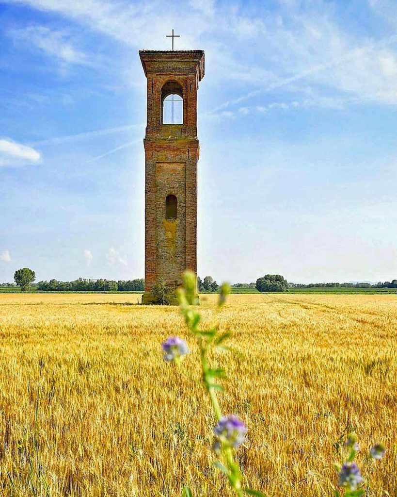 Molinella (BO), campanile dell’antico villaggio di Durazzo, ph. @alberta.58