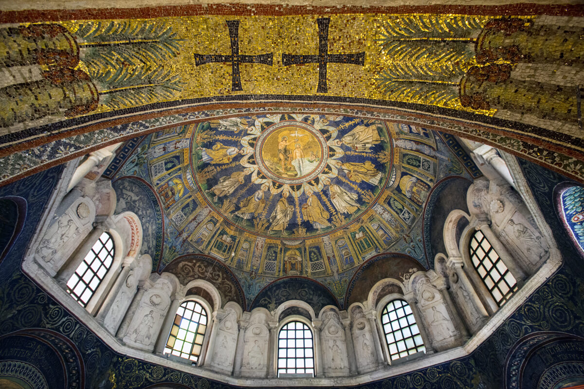 Neonian Baptistery, Ravenna | Photo © Andrea Bernabini