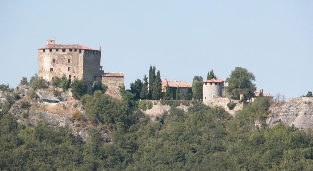 Piacenza, Pianello Val Tidone, Olgisio Fortress - Ph. Dani4P via Wikipedia