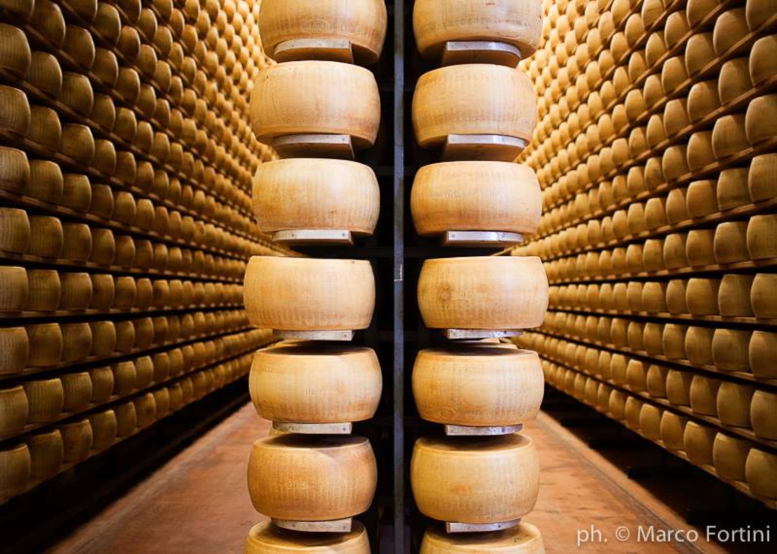 Parmigiano Reggiano | Ph. Marco Fortini