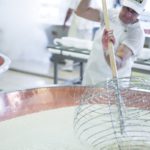 Parmigiano Reggiano, processo produttivo
| Credit: Camilla Bertuzzi