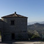 Poggio Torriana (RN), ingresso borgo della Scorticata, ph. Riccardo Gallini, archivio VisitRomagna