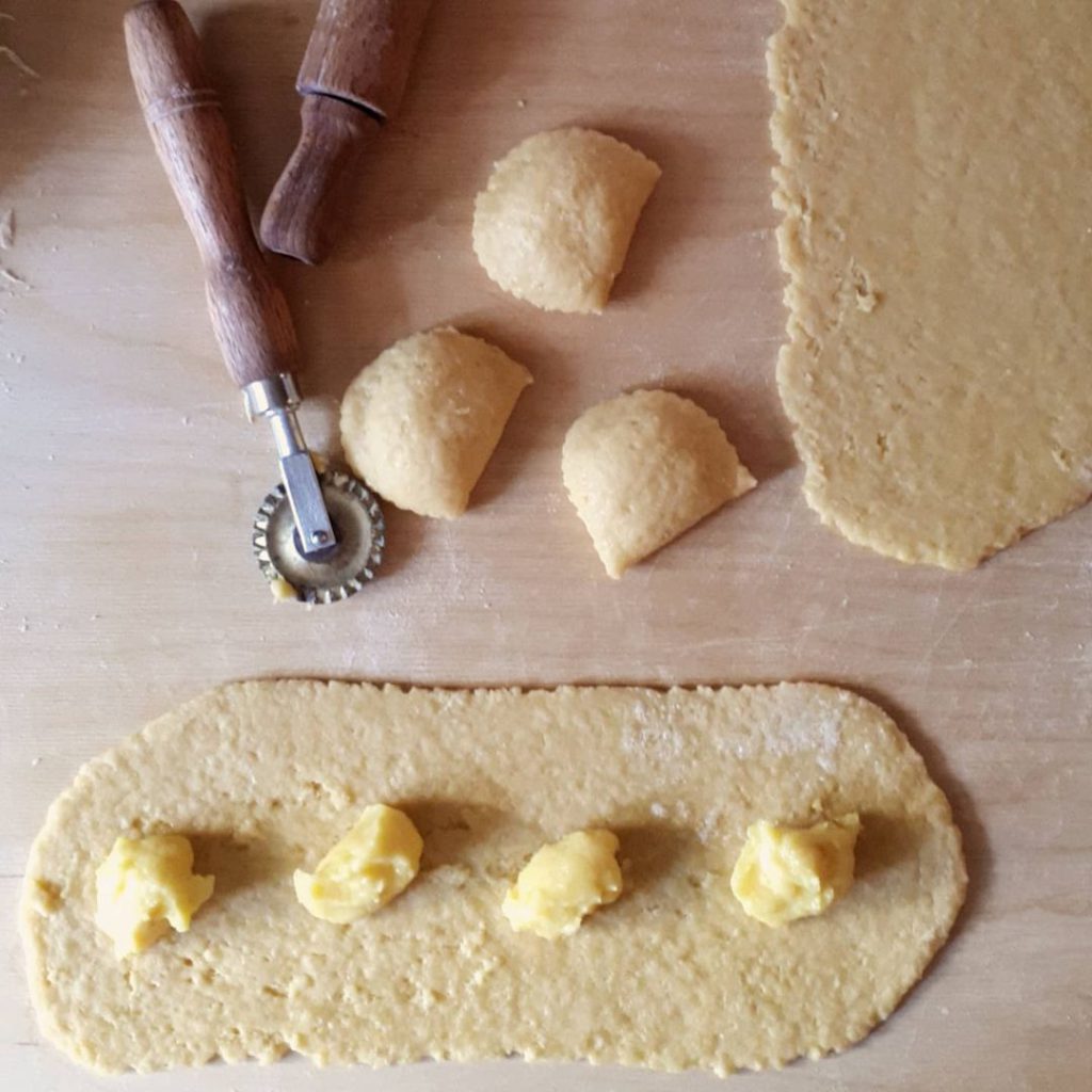 Reggio Emilia, tortellini dolci fritti
Ph. @lisaonwings, via Instagram
