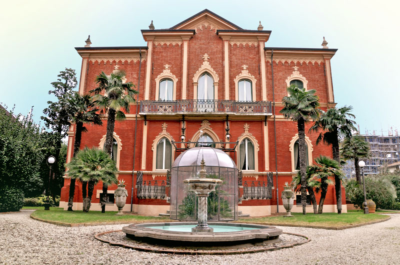 Rimini, villa Solinas, viale Principe Amedeo, fine ‘800, Arch. Gaetano Urbinati, committenza Solinas Apostoli, proprietà privata