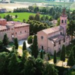Rocca dei Bentivoglio, Bazzano, Valsamoggia (BO) Ph. @dronemilia_aerialphotos via Instagram