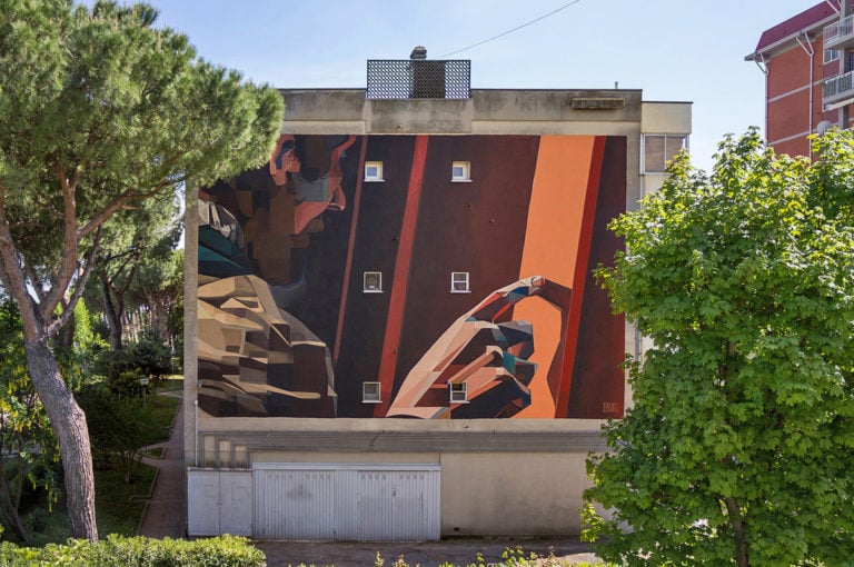 Street Art in Ravenna: a walk across the murals of the city