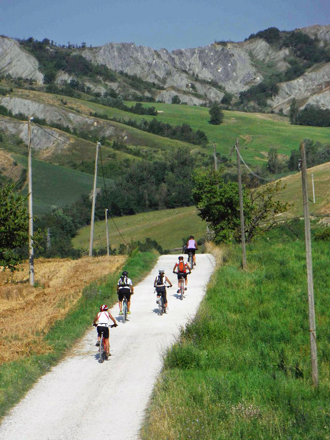 bologna, trekking col treno in bici a monte bibele ph. Trekkingcoltreno.it