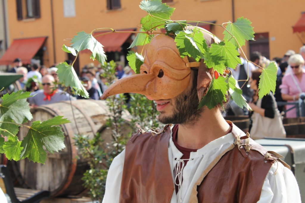 Capodanno del vino, maschera Arch. Pro Loco San Giovanni in Marignano.