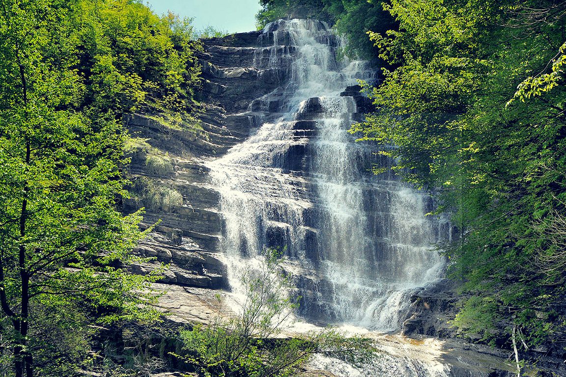 The Waterfalls of Acquacheta | Photo © parcoforestecasentinesi.it