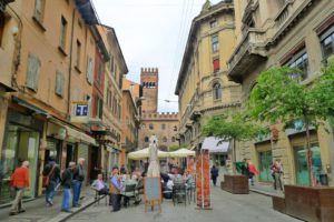 [ParlamiditER] Cinque esperienze che mi hanno lasciato senza fiato a Bologna