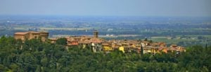 Dozza, borgo tra murales e vini DOCG