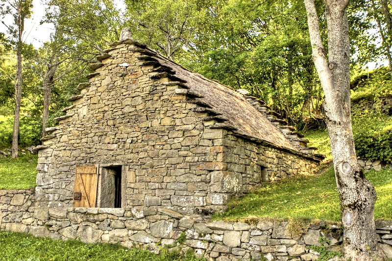 The Celtic houses called "the Casoni," Fiumalbo