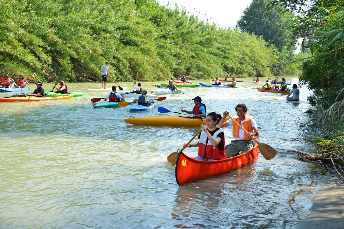 Ravenna | Gruppo in Canoa