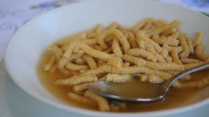 A Romagna’s remedy for the cold weather: passatelli in broth!
