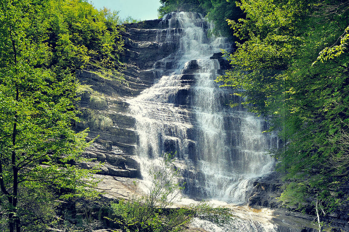 Portico di Romagna/San Benedetto in Alpe (FC), La cascate dell'Acquacheta