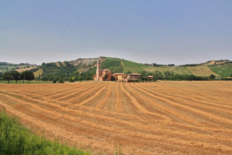 Piccola Cassia Way: on foot between Emilia-Romagna and Tuscany
