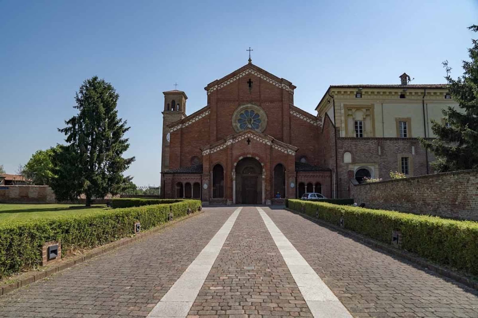 Alseno (PC), Chiaravalle della Colomba, Via Francigena 