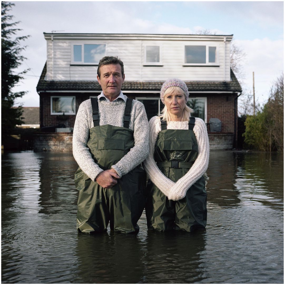 ©Gideon Mendel, from “Submerged Portraits Series”, Jeff and Tracey Waters, Staines-Upon-Thames, Surrey, UK