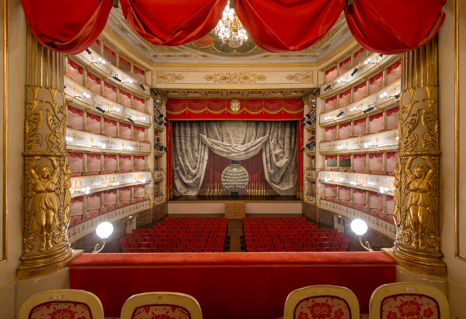 Teatro Comunale Luciano Pavarotti