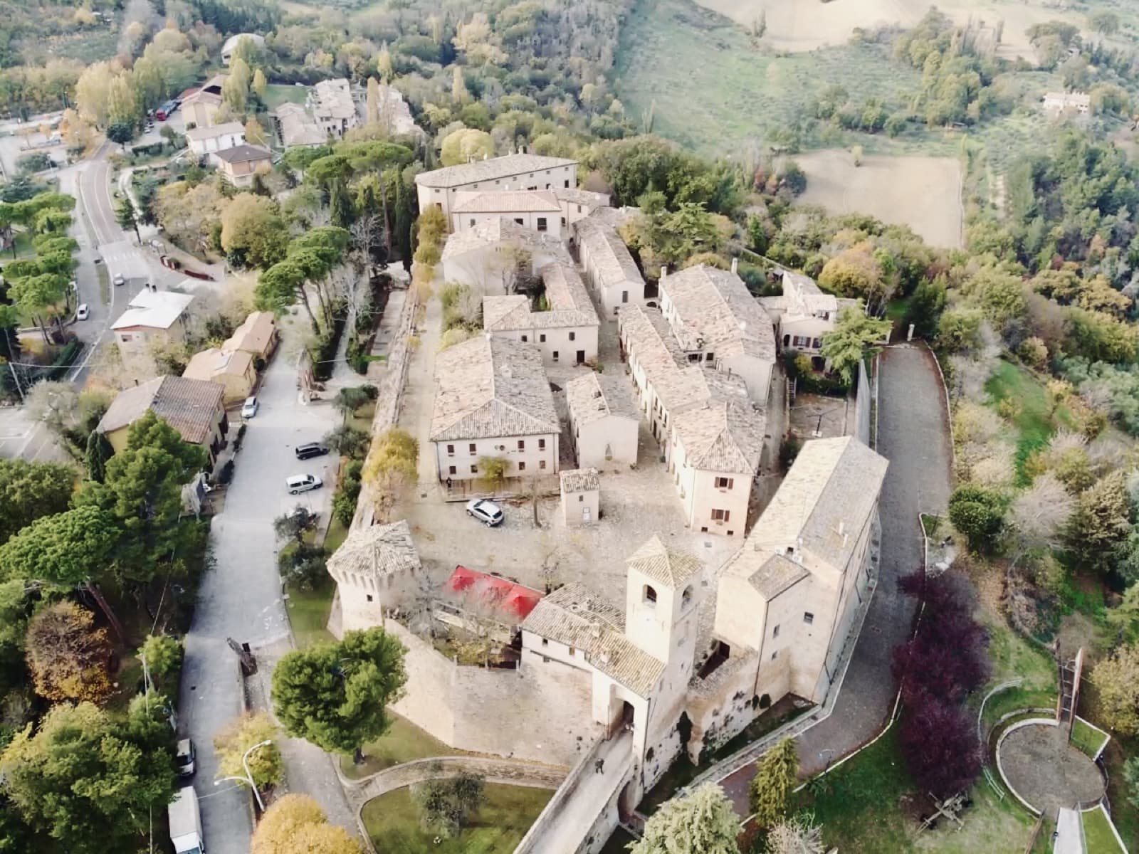 [Parlami di tER] Tour nelle Valli del Conca: dal mare ai borghi in bici