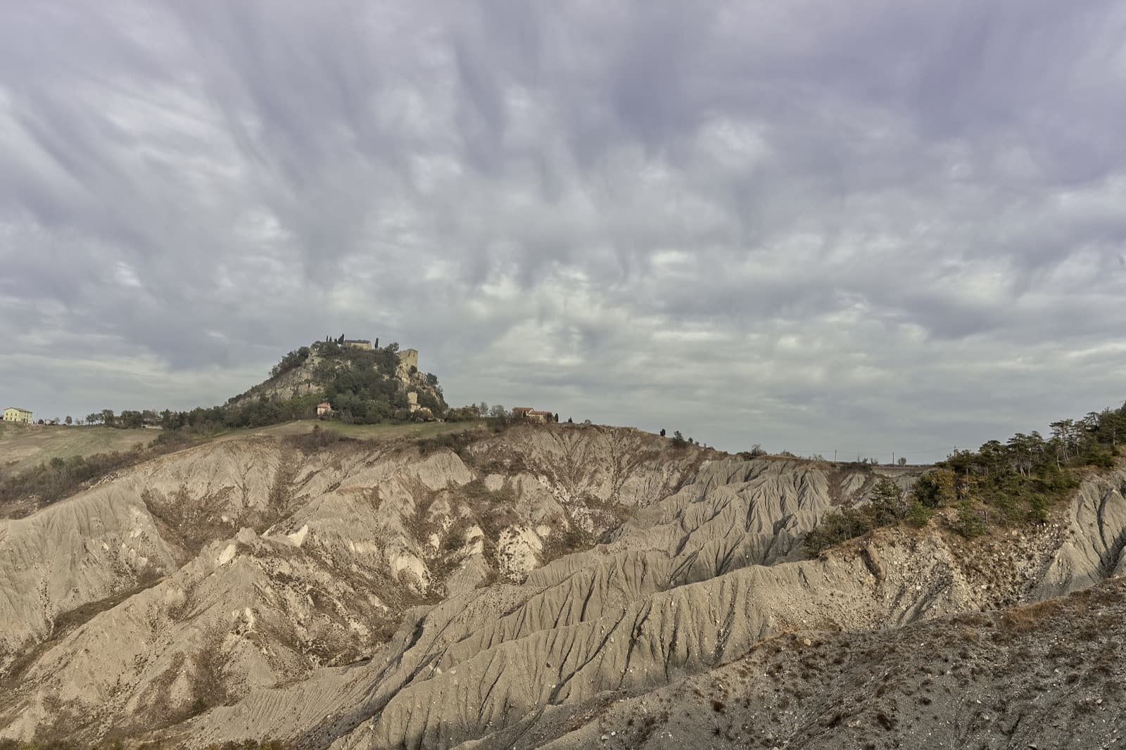 Via Matildica del Volto Santo - The Ravines | Ph. Simon Falvo @wildaboutravel