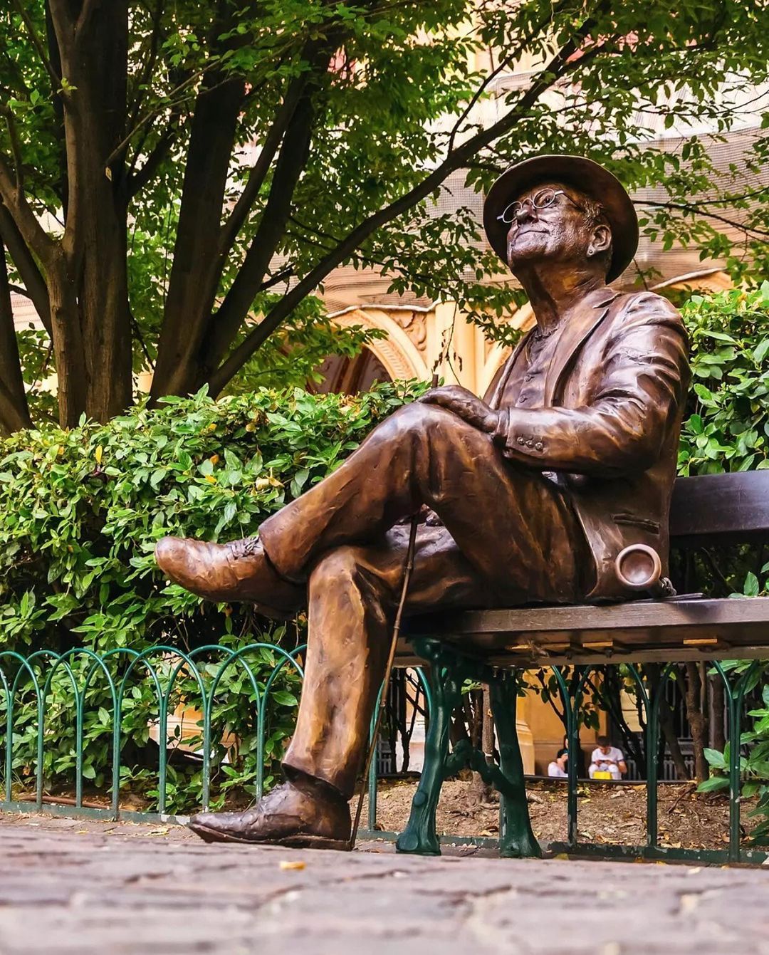 Bologna, statua Lucio Dalla in Piazza Cavour ph.mattemammato