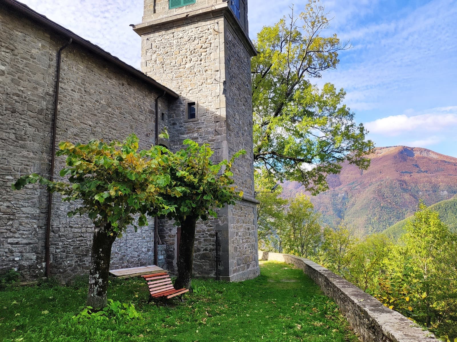 Foliage al Corno alle Scale: Anello da Monte Acuto delle Alpi