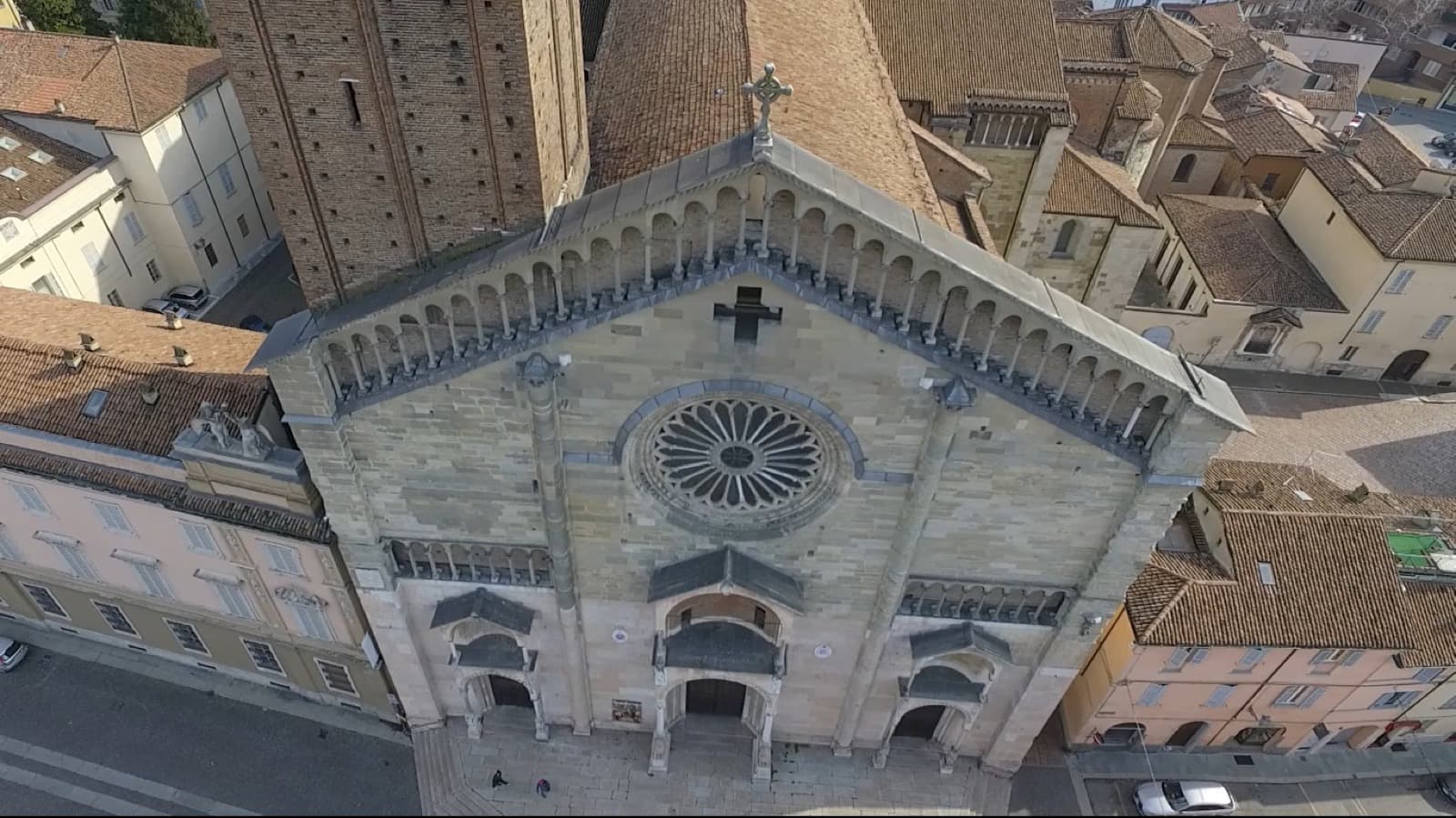 Cattedrale di Piacenza, esterno Ph. Kronos – Museo della Cattedrale di Piacenza