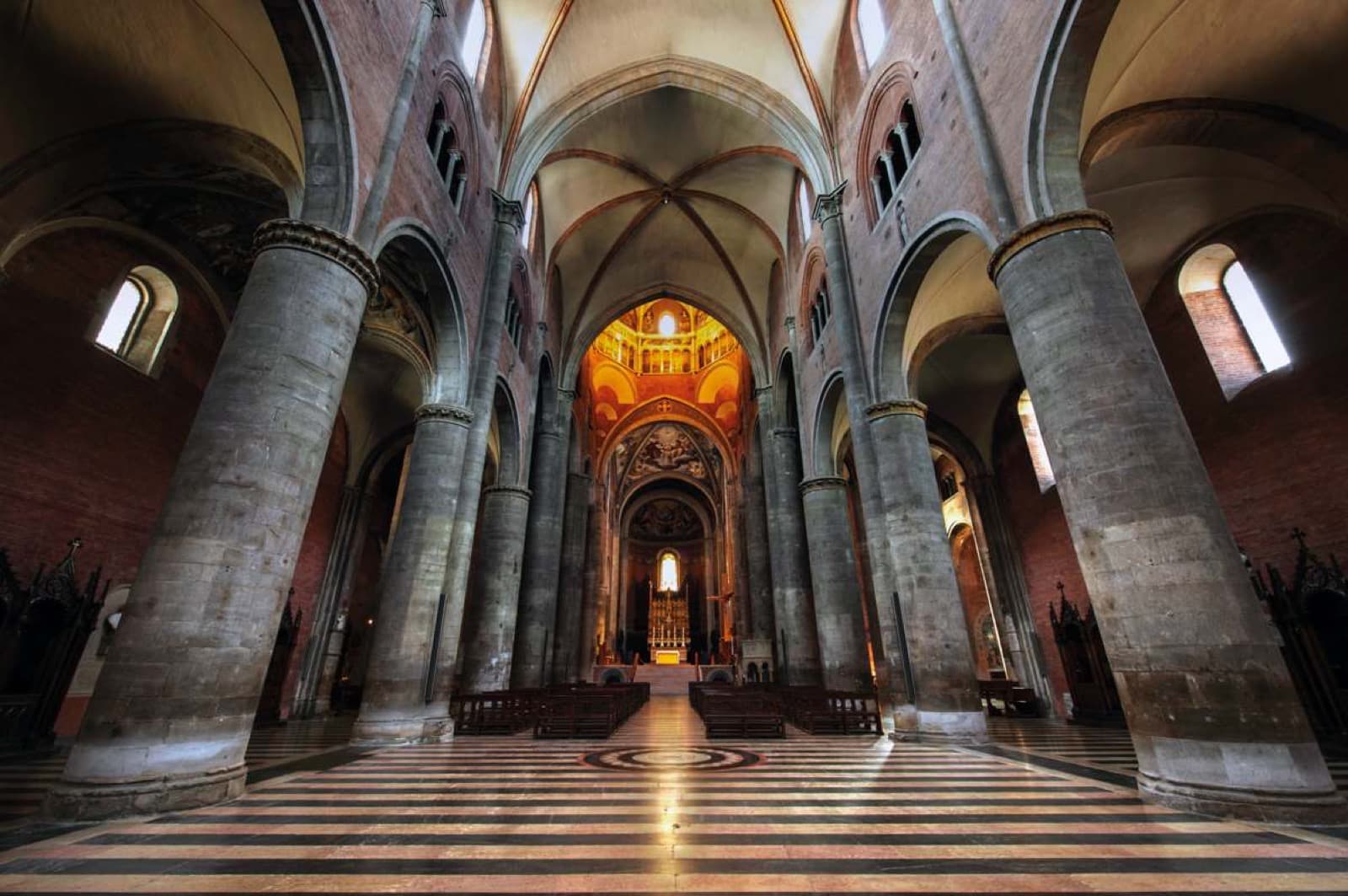 Cattedrale di Piacenza, interno Ph. Kronos – Museo della Cattedrale di Piacenza