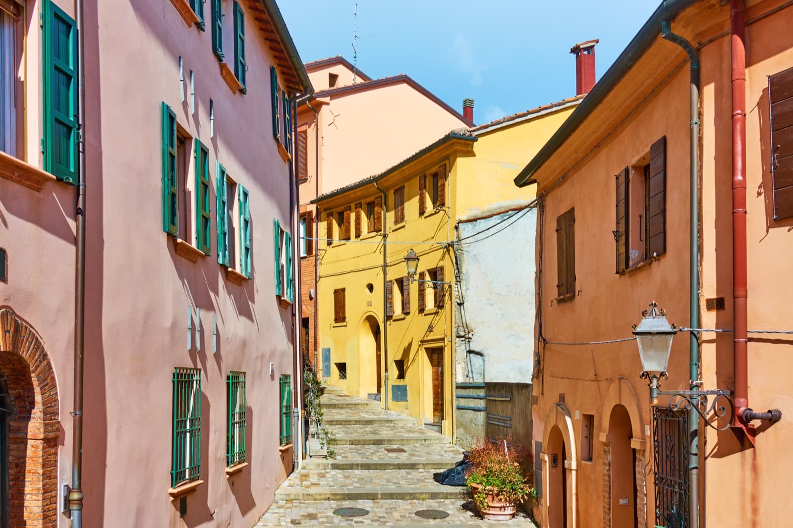 Santarcangelo di Romagna Ph. Roman Sigaev via shutterstock