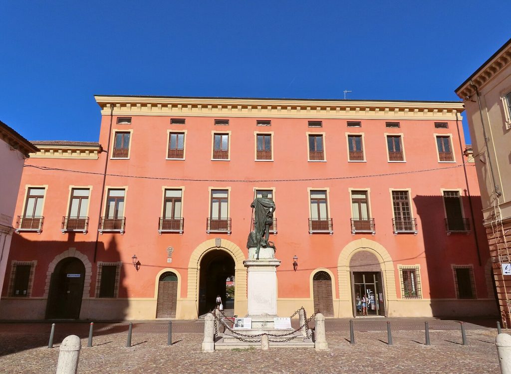 Guastalla, Palazzo Ducale | Ph. Parma1983 via Wikipedia