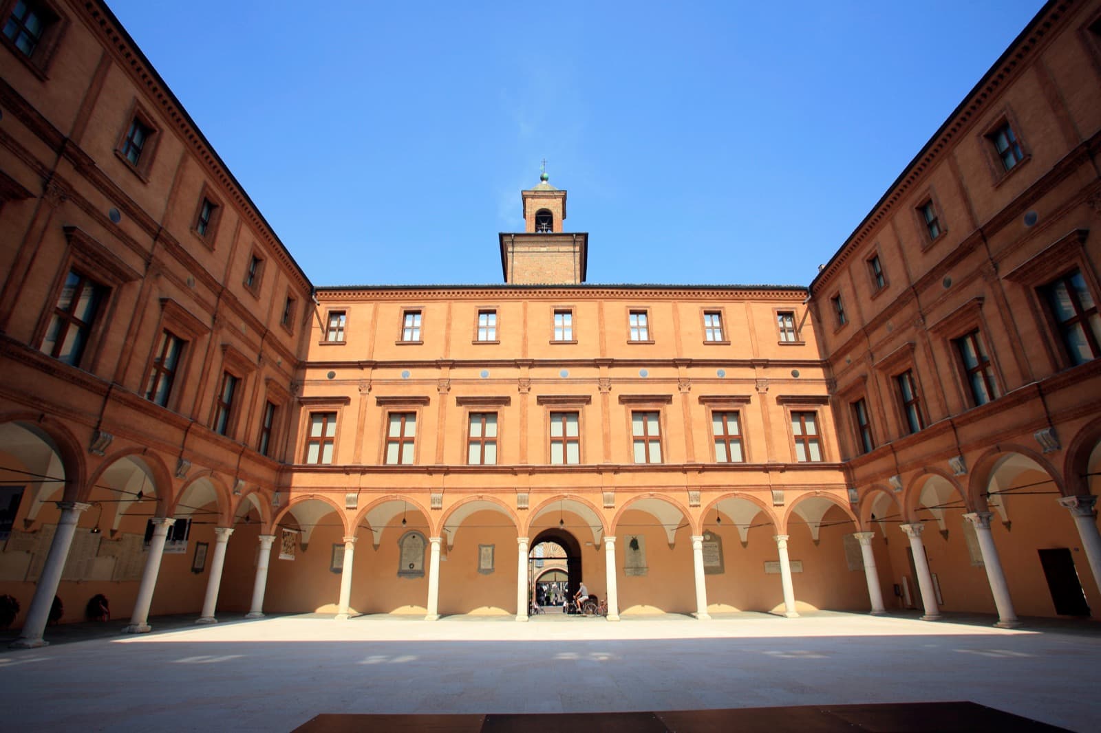 Palazzo Pio, Carpi Ph. stefano cellai via shutterstock solo uso editoriale