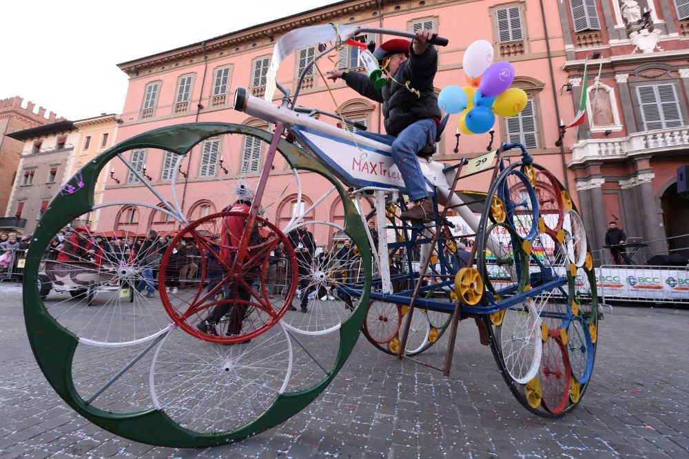 Imola (BO), Carnevale dei Fantaveicoli | Ph. pagina Facebook